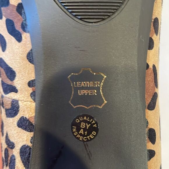 NWOT Liz Claiborne Leopard Print High Heals Size 8 - Picture 6 of 7